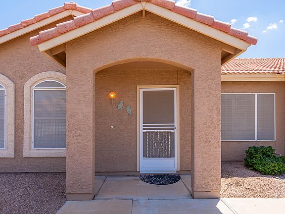 2nd image of 1581 E FIRESTONE Drive
