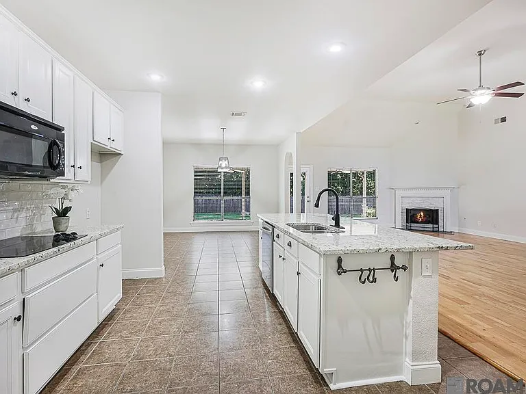 22782 Greencliff Dr — Photo 11