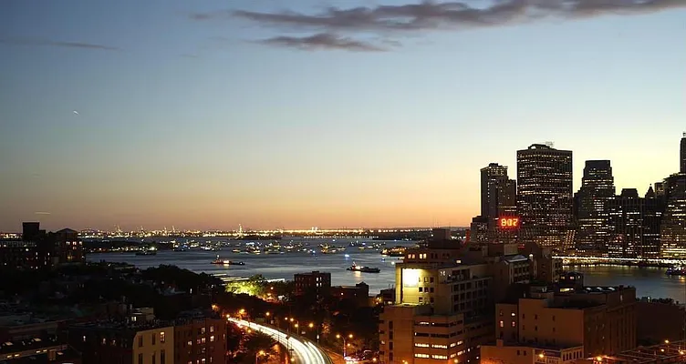 Rented by Compass | media 33