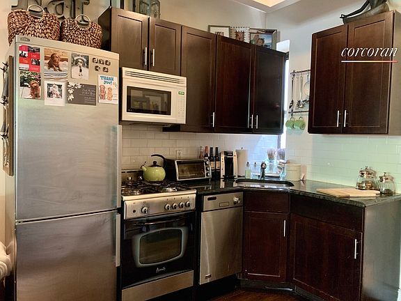 5th image of 419 E 82nd St APT 4D