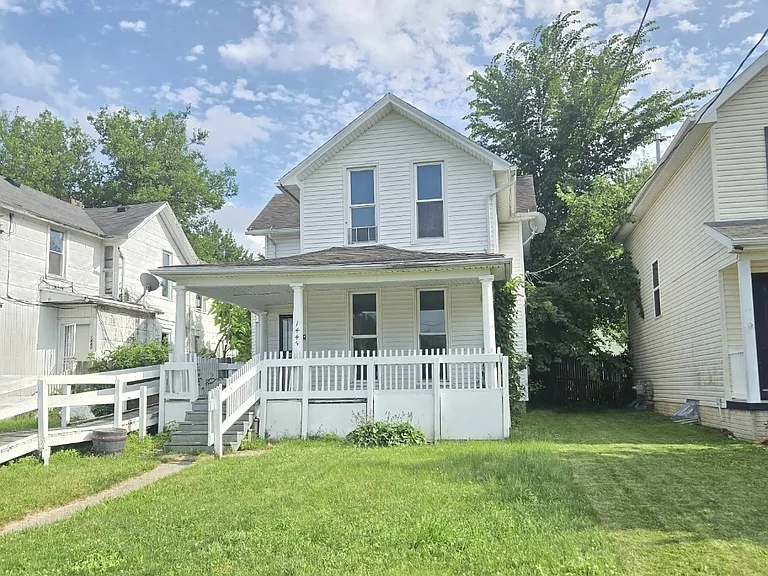 1445 Milburn Ave — Photo 2