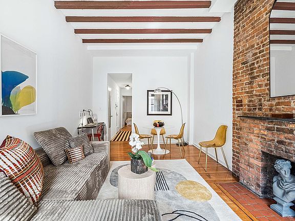 3rd image of 431 W 54th St APT 5B