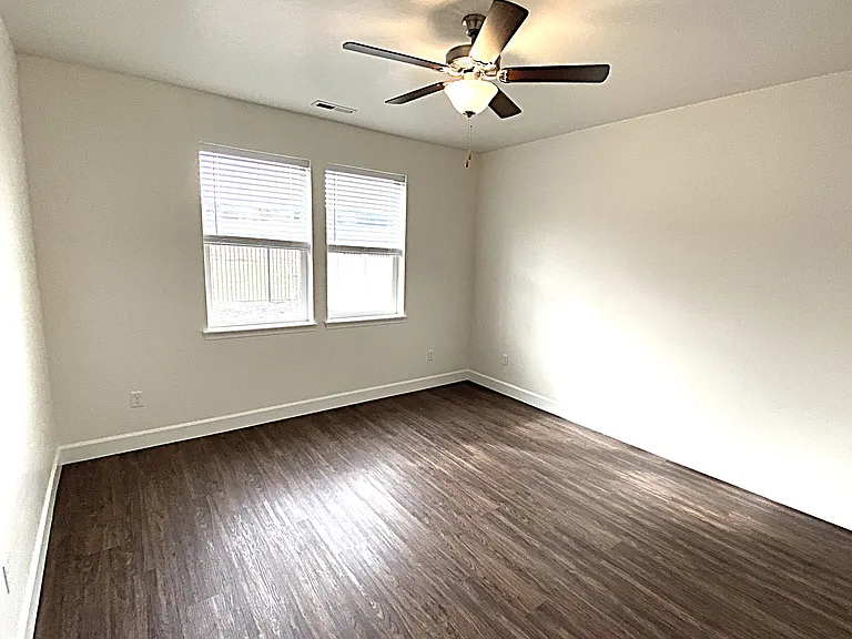 309 E Sicily Dr — Photo 12