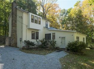 32 Martha Pl, Chappaqua, NY 10514