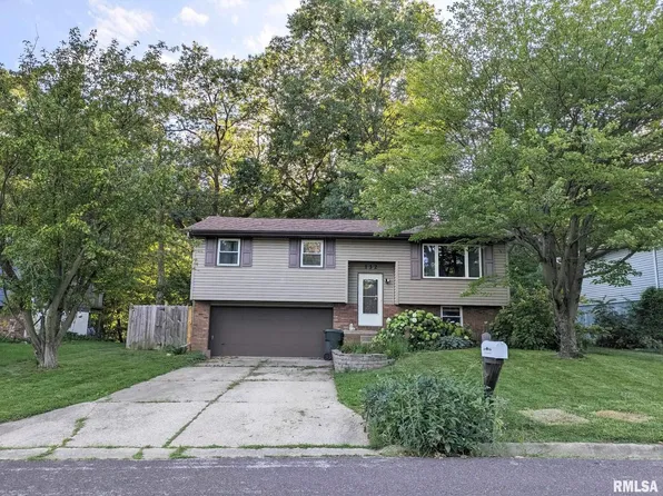 132 Shoshone Dr, East Peoria, IL 61611