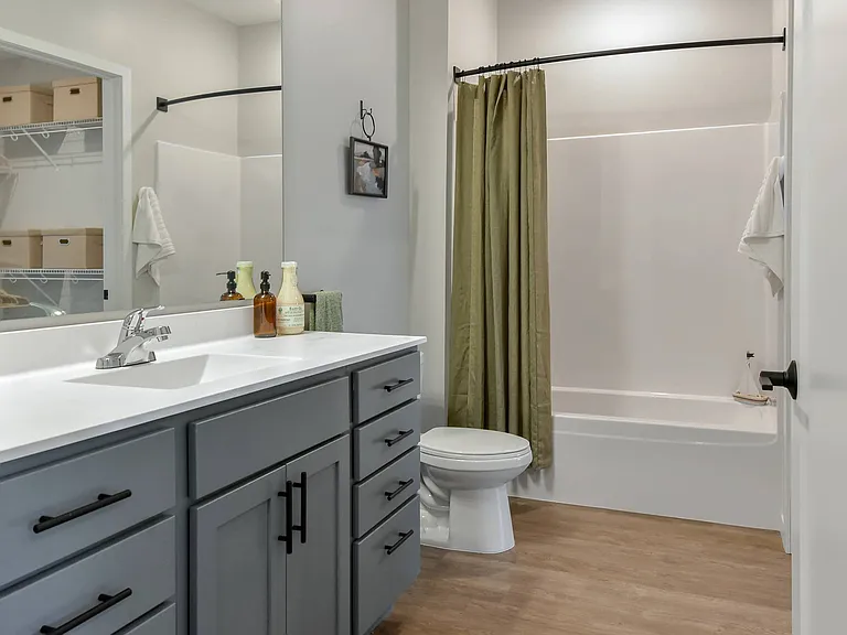 The Lodge at Overland — Photo 12