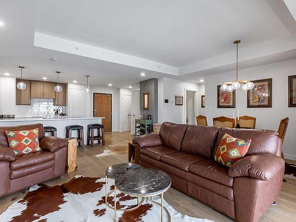 4th image of 102 Scenic Dr N #533