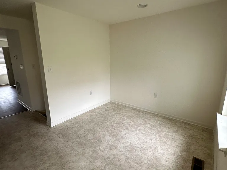 115 Cecily Way — Photo 41