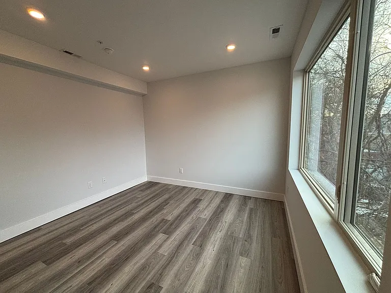 2326 N 9th St #D — Photo 3