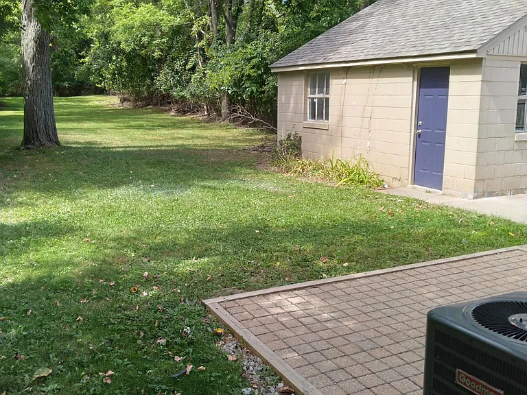 22933 Power Rd — Photo 3