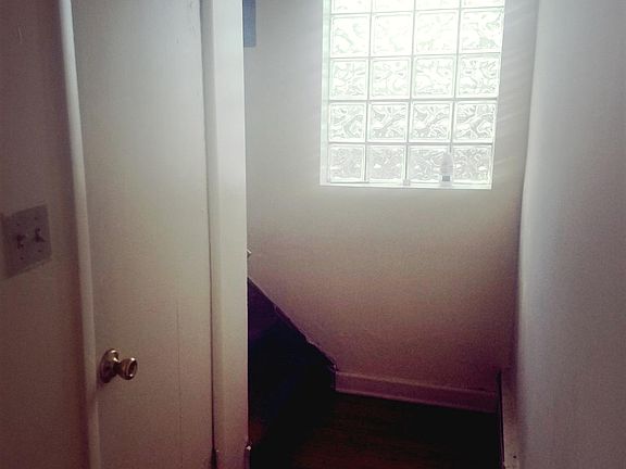 Entry Hallway 2