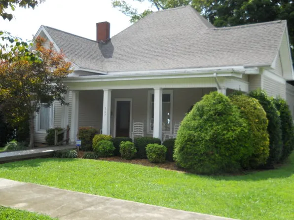 107 Main St N, Sparta, TN 38583