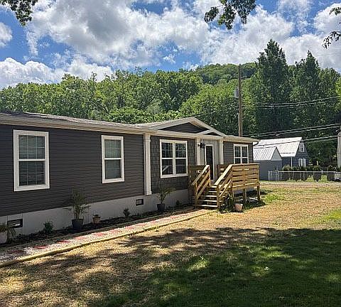3rd image of 4013 Venable Ave SE