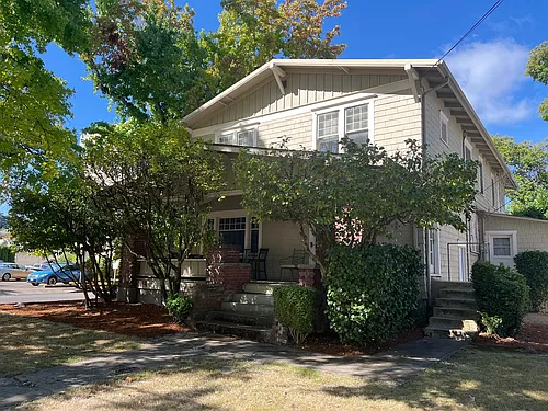 202 NW 15th St #5 Photo 1
