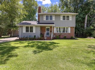 3105 Northwoods Dr, Jacksonville, NC 28540