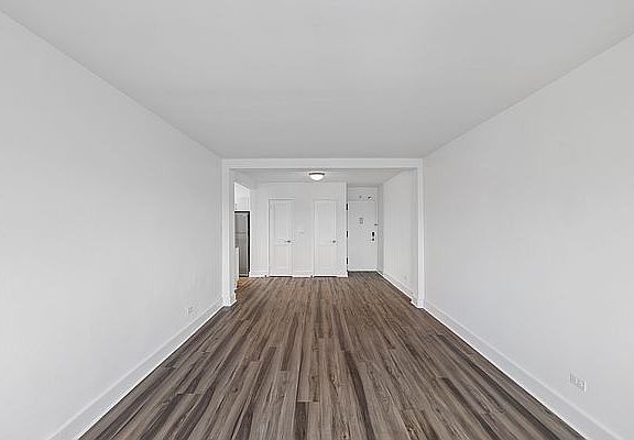 5th image of 20-45 Seagirt Blvd #6D