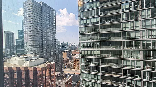 400 King St W #2119 Photo 1