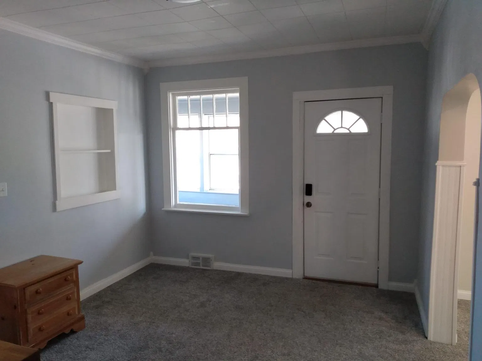2 bed, 900 sqft, $1,400 — Photo 1