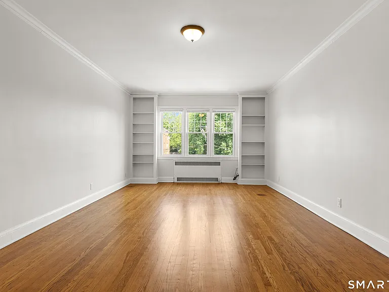 6 Highland St #B2 — Photo 8
