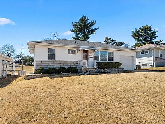 3rd image of 7628 Cheshire Ln