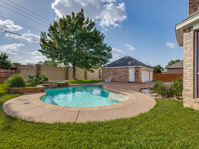200 Bob O Link Dr — Photo 33