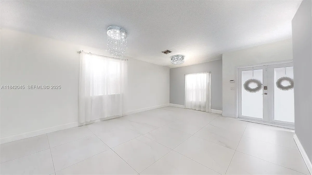 Property Photo - 16247 SW 92nd Ter