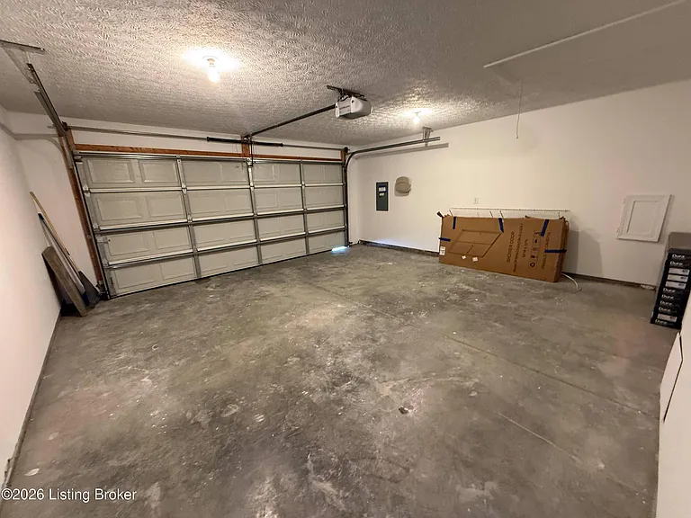 9607 Brooks Bend Rd — Photo 19