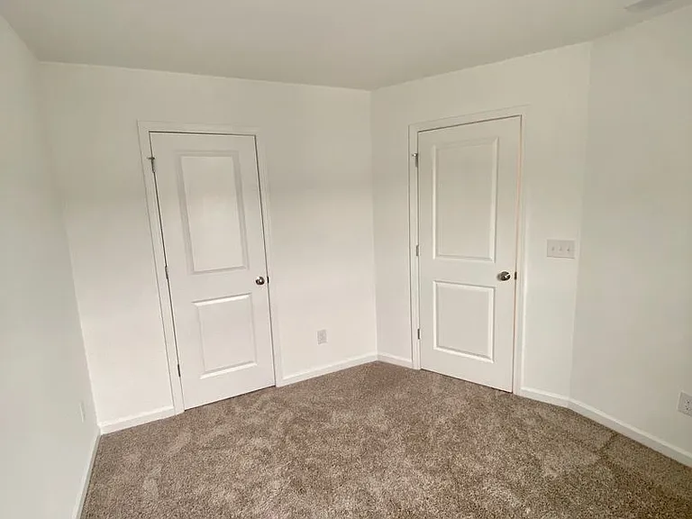 10108 Guardian Dr — Photo 17