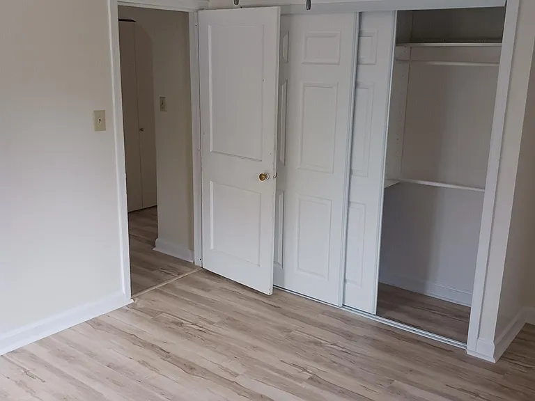 W162 N 11651 Park Ave #3 — Photo 8