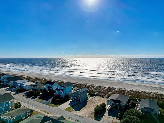 4th image of 157 Ocean Boulevard W