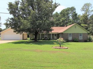 70 Guntharp Rd S, Fulton, MS 38843