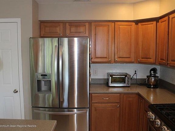 3rd image of 191 Muskflower Ct #19E1