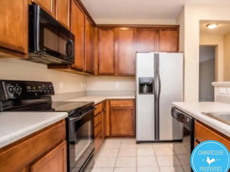 8034 Sycamore Hill Ln — Photo 5