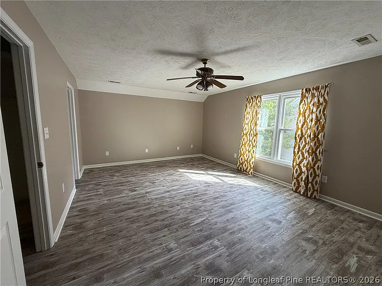 637 Spy Glass Dr — Photo 23