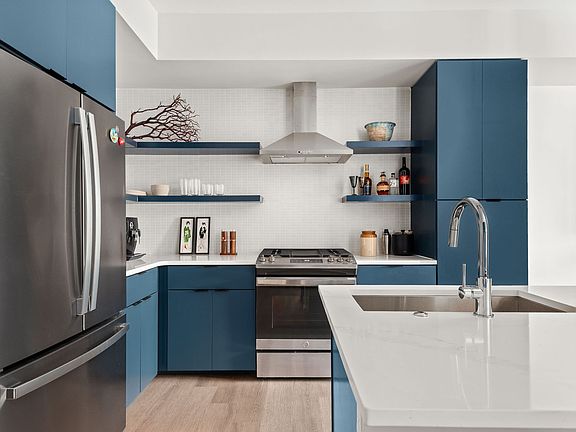 4th image of 500 Merritt Ave #312