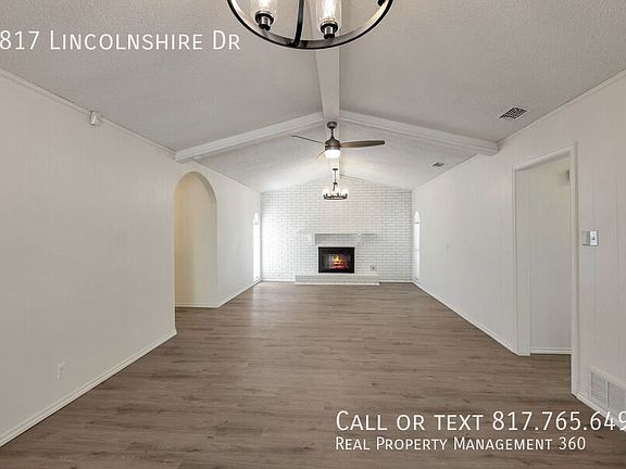 3rd image of 1817 Lincolnshire Dr