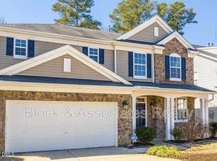 359 Ashdale Dr, Fuquay Varina, NC 27526