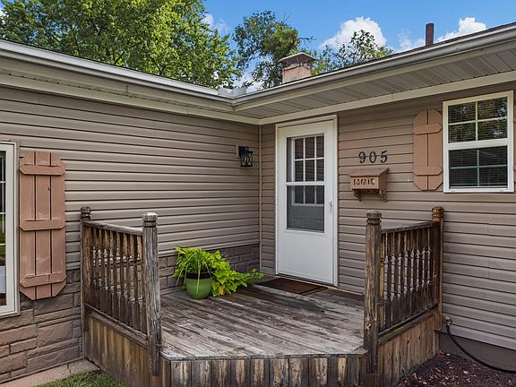 5th image of 905 Logan Ct
