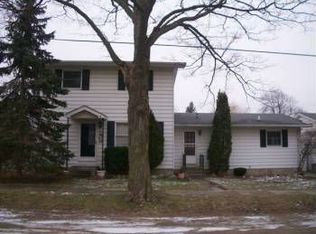 3894 Mill St, North Branch, MI 48461