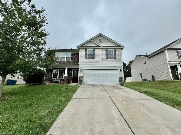 1310 Waldridge Ct, Greensboro, NC 27406