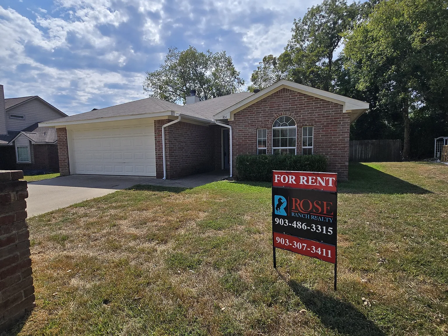 804 Hummingbird Lane - 1 — Photo 2