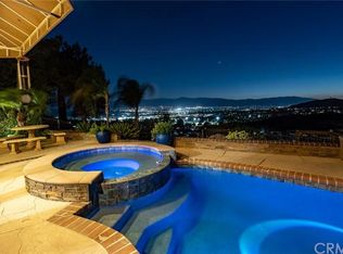 720 La Cumbre St, Corona, CA 92879
