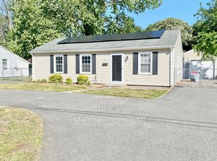 109 Peach Tree Ln, Hampton, VA 23669