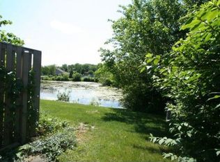 741 Peninsula Ct, Ann Arbor, MI 48105