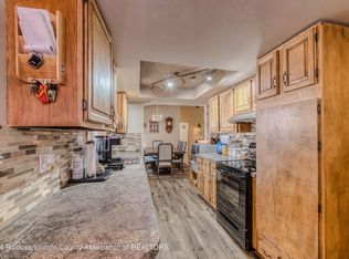 102 Devon Ct, Ruidoso, NM 88345