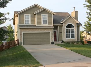 18982 W 160th St, Olathe, KS 66062