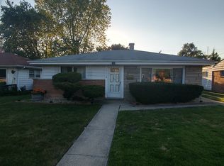 17218 Burnham Ave, Lansing, IL