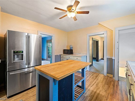 3rd image of 119 Summit Ave