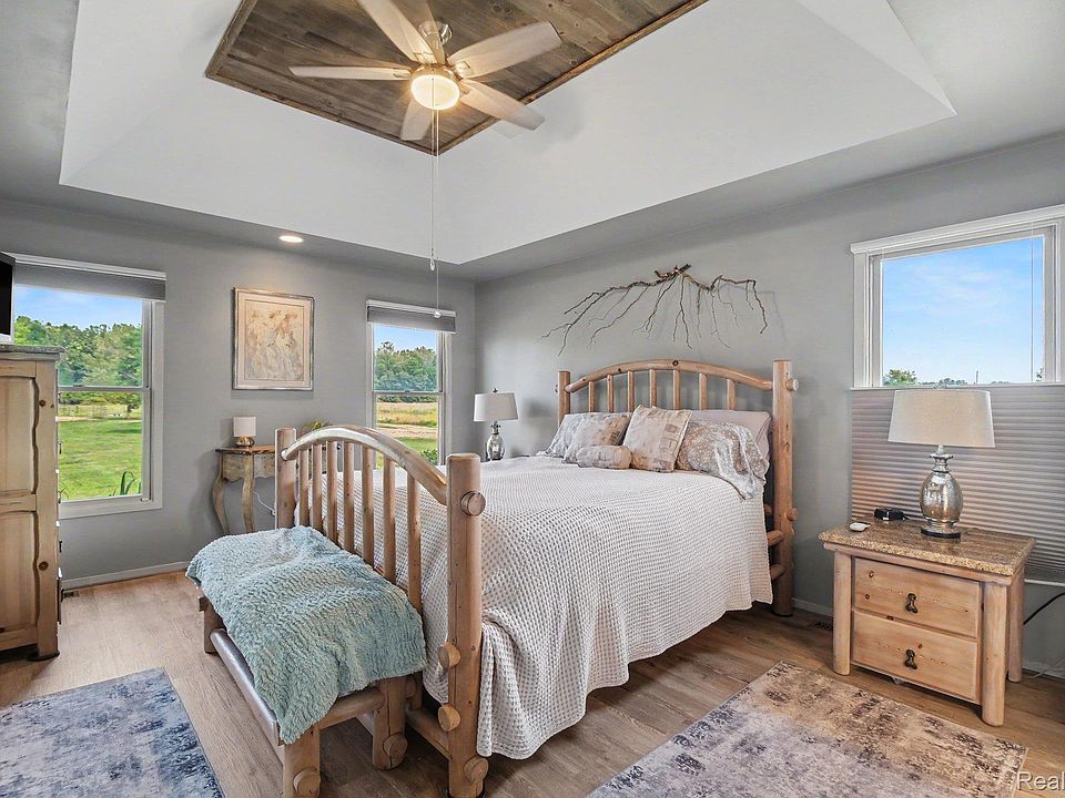 27800 Van Horn Rd, photo 17