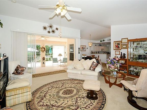 4th image of 3583 Lavilla Ave